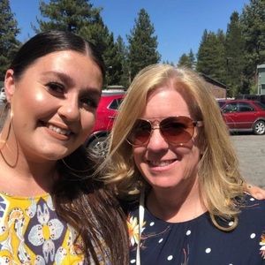 Meet your Posher, Nicole